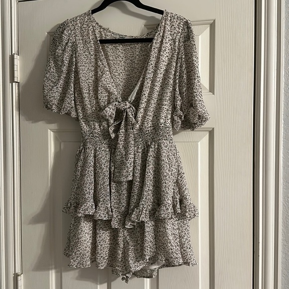 Flower print romper - Picture 1 of 2